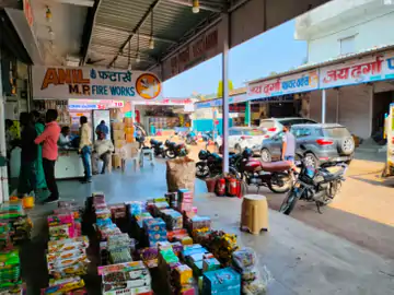 हलालपुरा पटाखा मार्केट पर बड़ा एक्शन: कोर्ट का स्टे हटते ही होगा शिफ्ट, तब तक माननी होंगी 13 सख्त शर्तें