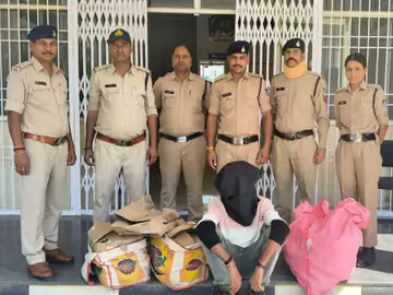 पुलिस ने पकड़ी 31 हजार से ज्यादा की अवैध शराब, एक गिरफ्तार