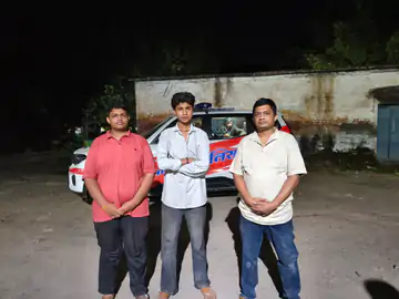 एसबीआई बैंक में टिफिन कम मिलने पर गार्ड ने की फायरिंग, सनसनी