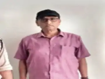 बिल्डरों की मनमानी पर प्रशासन का शिकंजा: भोपाल में 64 करोड़ से ज्यादा बकाया होने पर दूसरा बड़ा बिल्डर गिरफ्तार, जेल भेजा गया